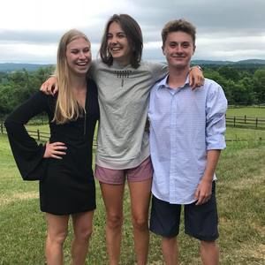 Meet your Posher, Maris